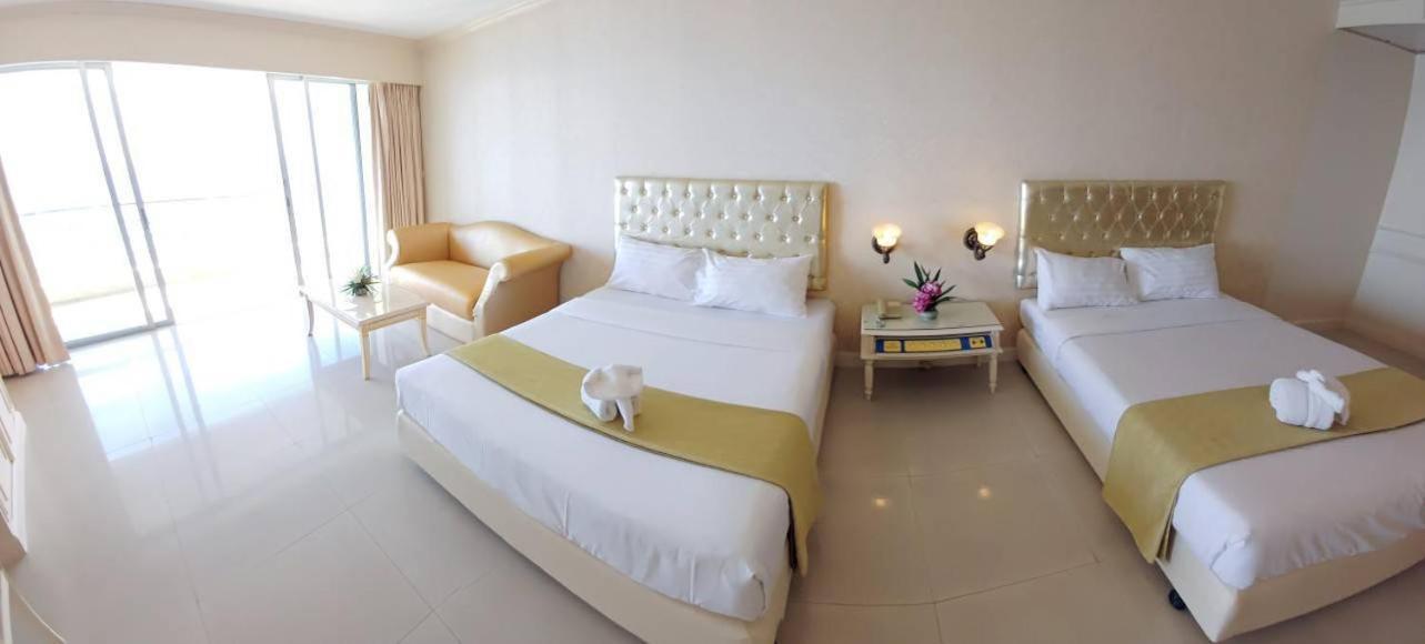Adriatic Palace Hotel Pattaya Exterior photo