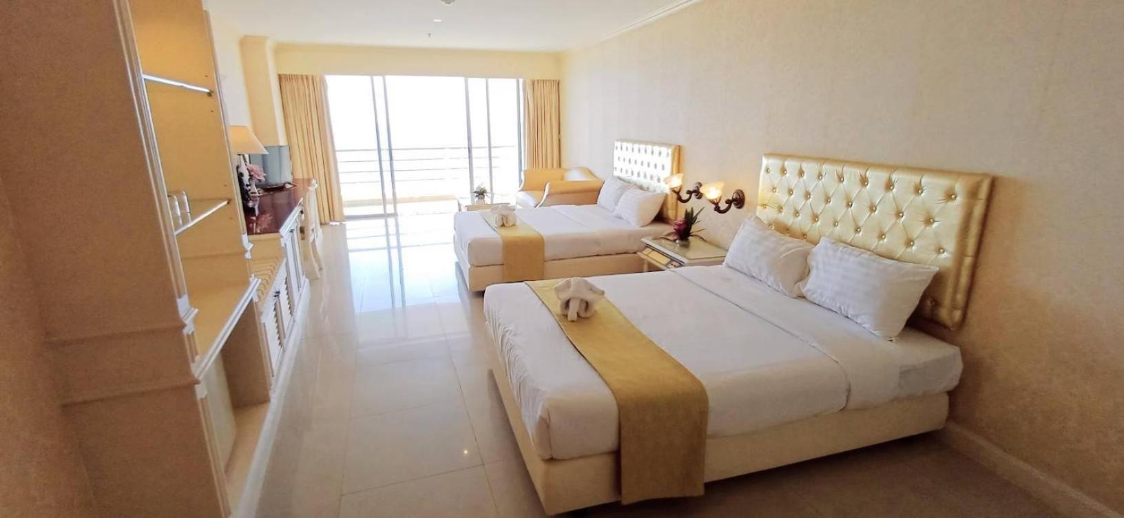 Adriatic Palace Hotel Pattaya Exterior photo