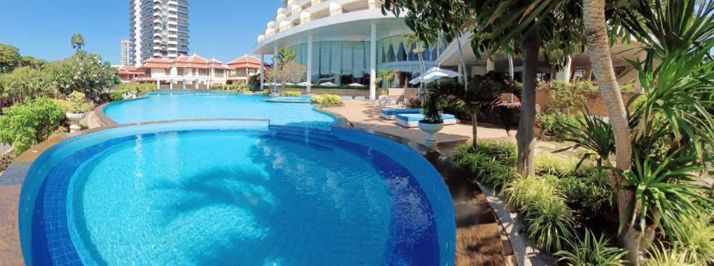 Adriatic Palace Hotel Pattaya Exterior photo