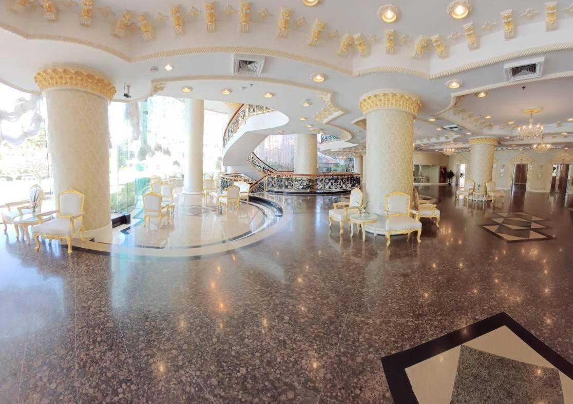 Adriatic Palace Hotel Pattaya Exterior photo