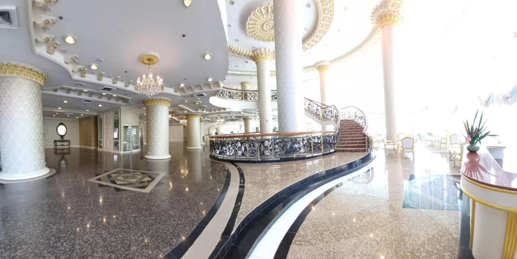 Adriatic Palace Hotel Pattaya Exterior photo